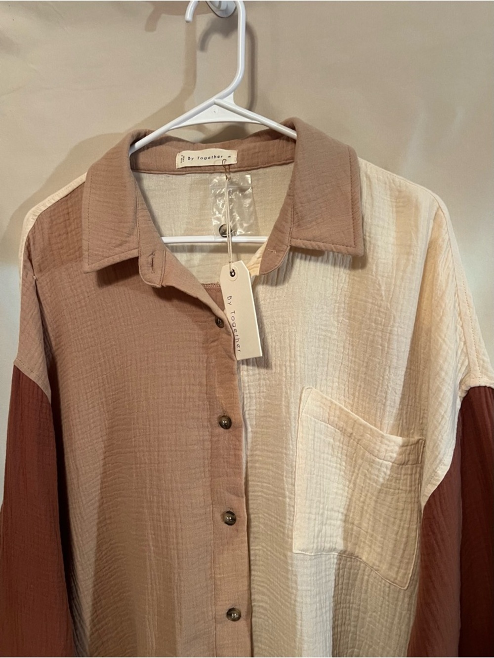 NWT By Together‎ Colorblock Button-Down Shirt in Cream, Taupe & Rust - Picture 2 of 8